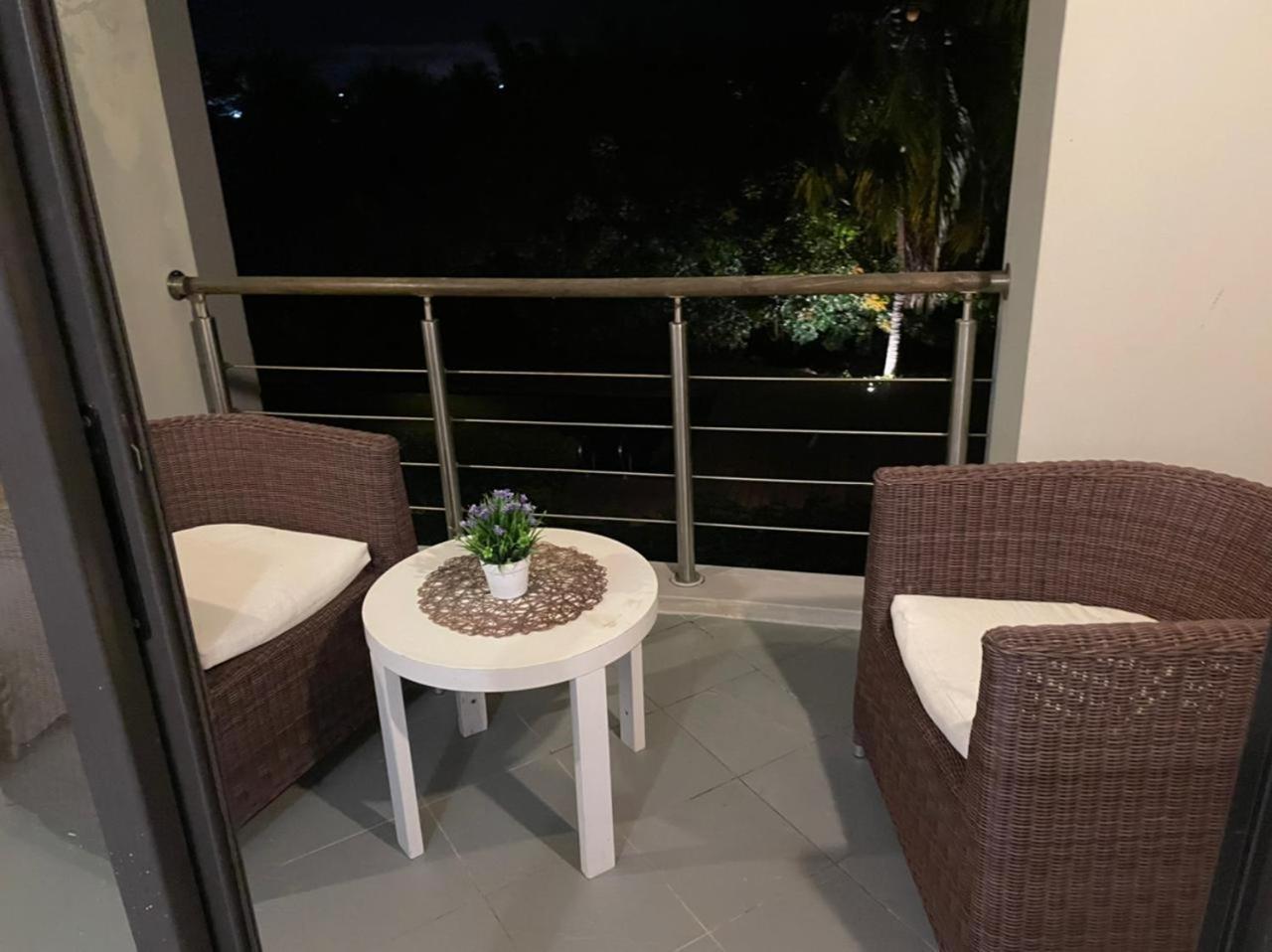 Cute Holiday Apartment In The Heart Of Grand Bay 外观 照片